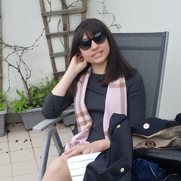 Bookmark & Meet Me 😊 - Picture 3 of 6